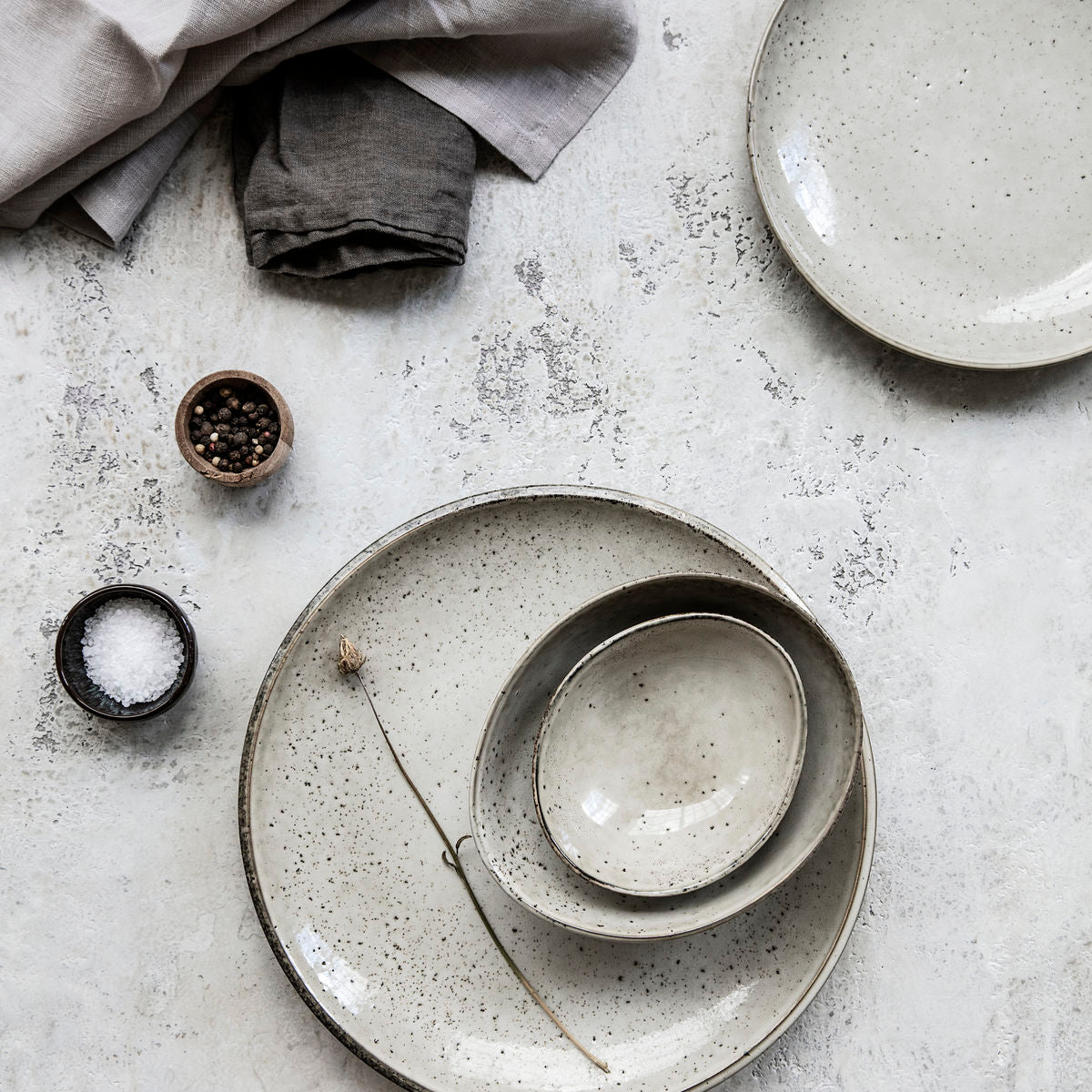Lake Lunch Plate, Grey