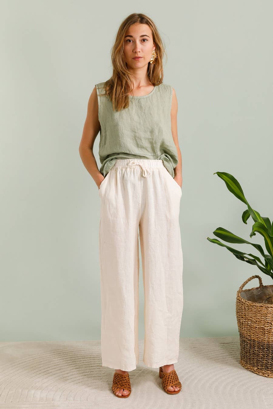 WIDE-LEG PANTS WITH ELASTIC WAIST AND POCKETS 100% LINEN