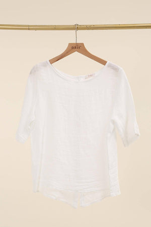 ROUND NECK T-SHIRT BUTTONED AT THE BACK 100% LINEN