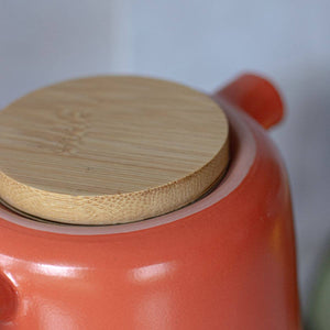 Outo paprika stoneware teapot and wooden lid 900ml