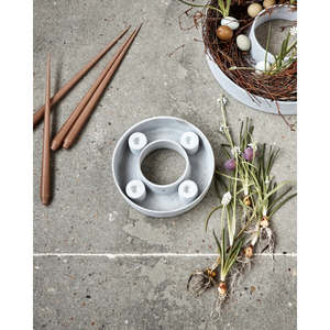 The Ring Candle Stand