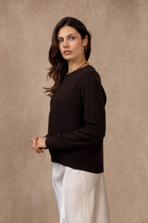 Short-sleeve round neck sweater in 100% extrafine merino wool
