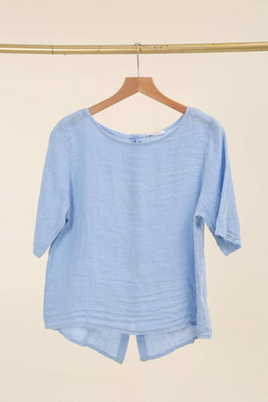 ROUND NECK T-SHIRT BUTTONED AT THE BACK 100% LINEN