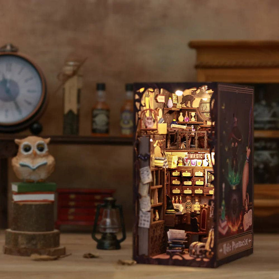 Magic Pharmacist - Book Nook CUTEBEE