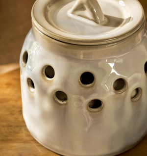 Ceramic Garlic Pot