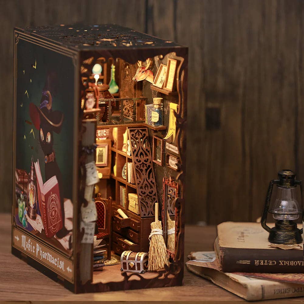 Magic Pharmacist - Book Nook CUTEBEE
