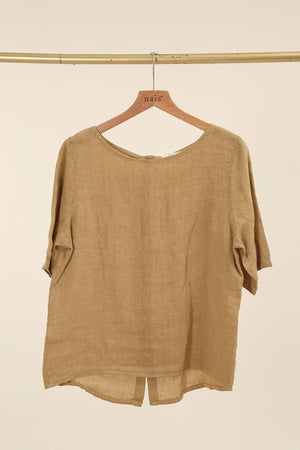 ROUND NECK T-SHIRT BUTTONED AT THE BACK 100% LINEN