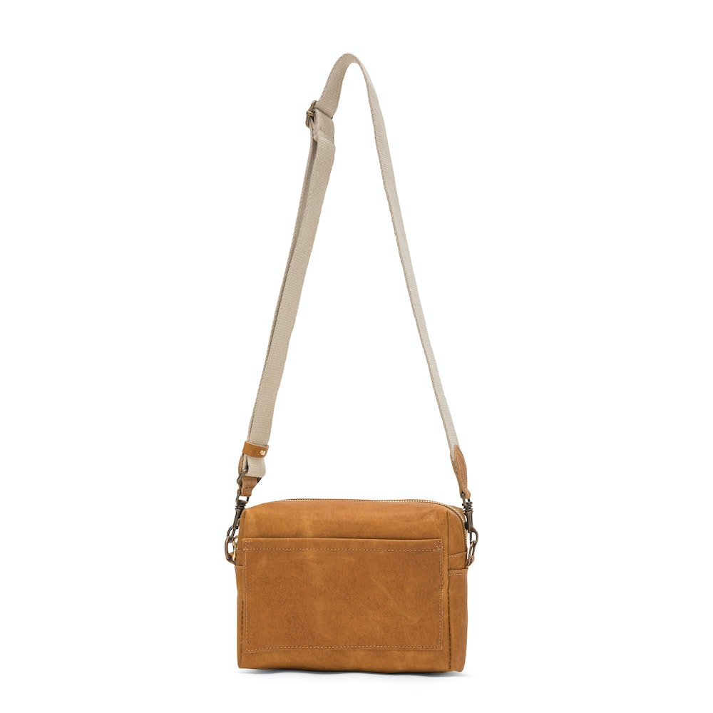 Tracolla Bag Mou, Uashmama